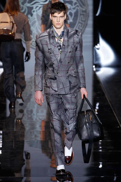 Look 20